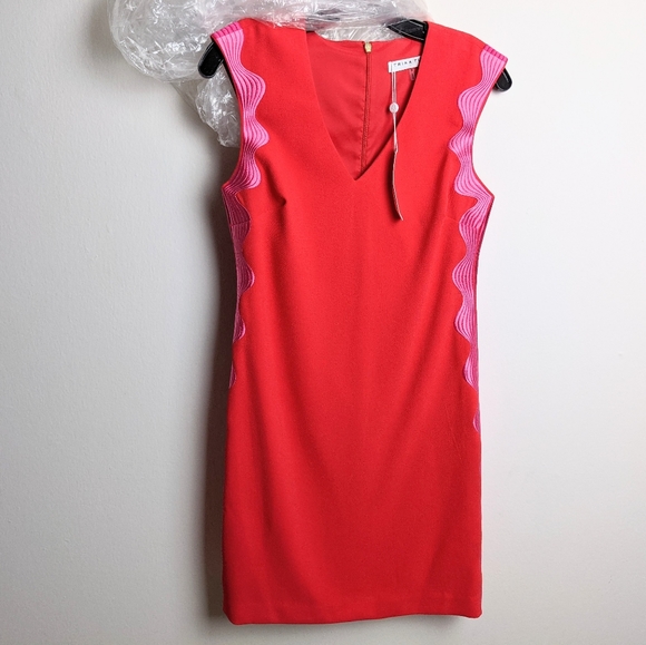 New Trina Turk Red Wave Scalloped Dress Size 2 - Picture 3 of 14